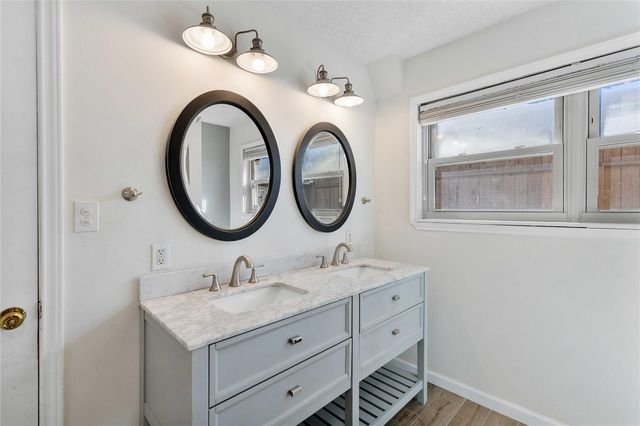 9810 Ellen Street, Baytown, TX 77521