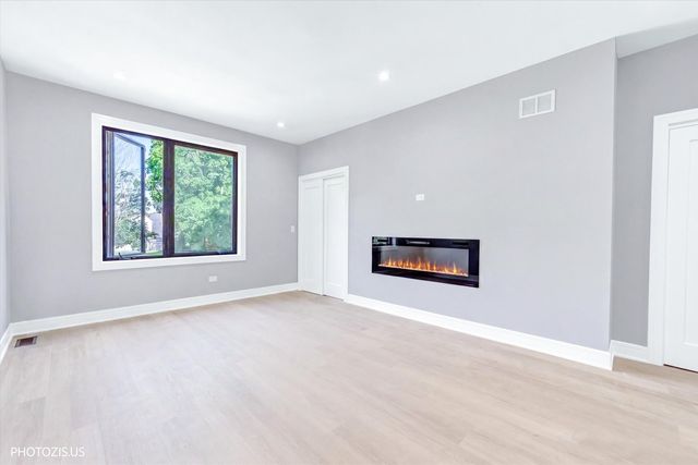 6538 S Kimbark Avenue, Chicago, IL 60637