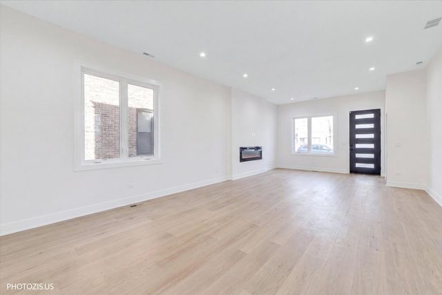 6538 S Kimbark Avenue, Chicago, IL 60637