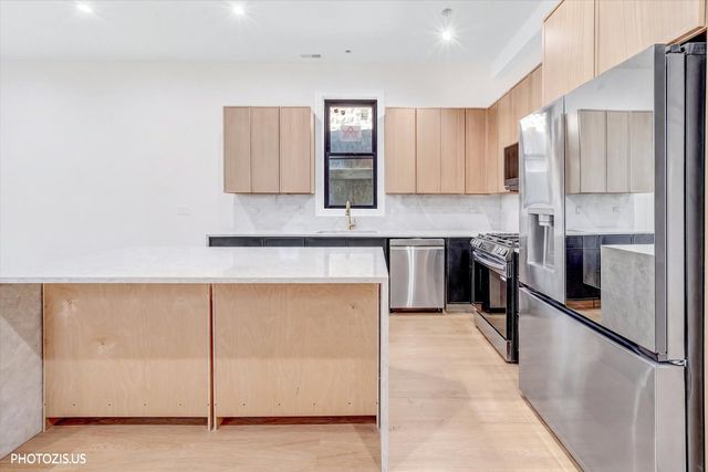 6538 S Kimbark Avenue, Chicago, IL 60637