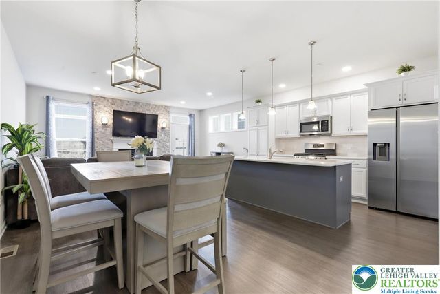 3206 Huntington Lane, Forks Twp, PA 18040