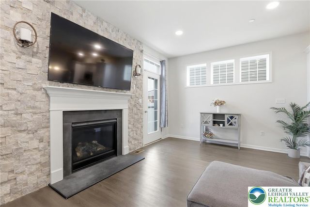 3206 Huntington Lane, Forks Twp, PA 18040