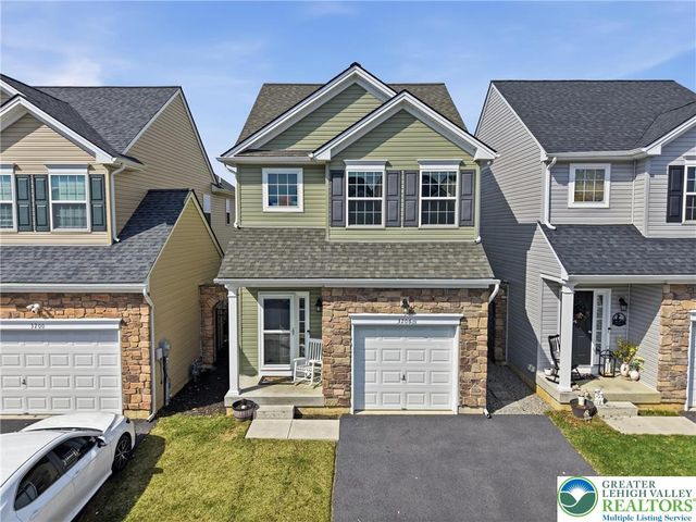 3206 Huntington Lane, Forks Twp, PA 18040