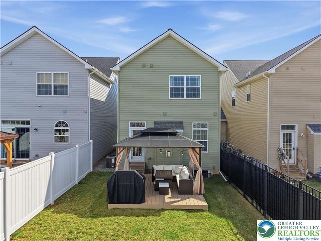 3206 Huntington Lane, Forks Twp, PA 18040