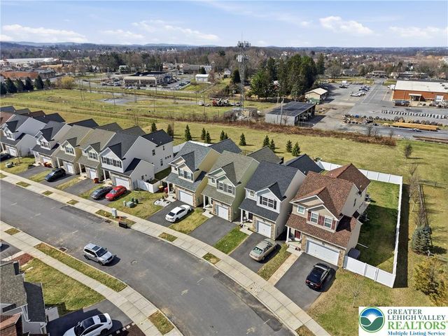 3206 Huntington Lane, Forks Twp, PA 18040