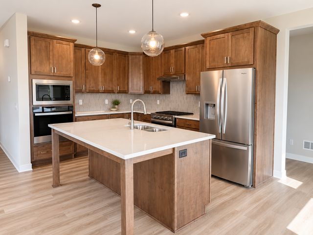 1558 Applegate, New Richmond, WI 54017