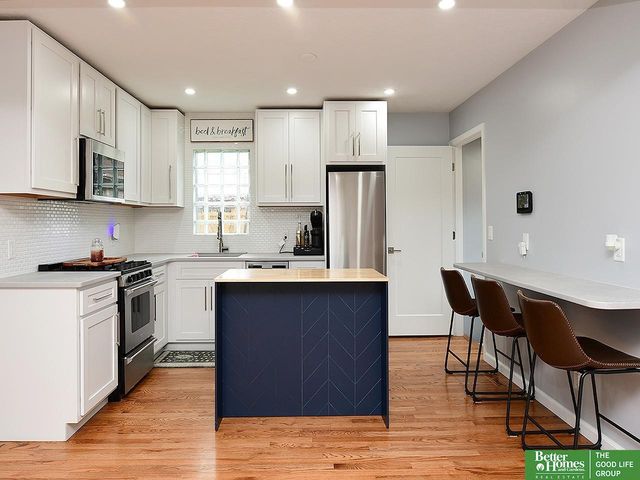 2206 Lillian Street, Bellevue, NE 68147