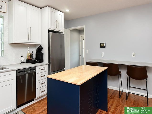 2206 Lillian Street, Bellevue, NE 68147