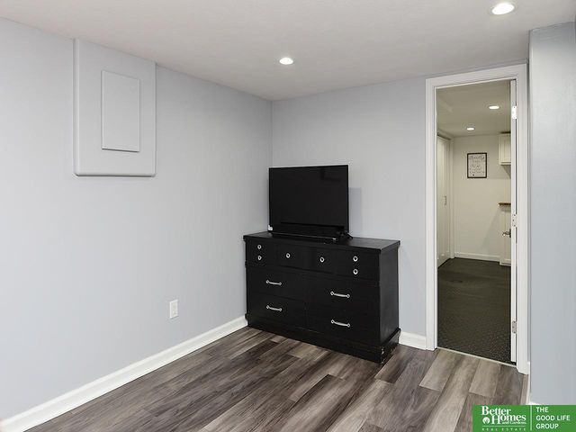 2206 Lillian Street, Bellevue, NE 68147