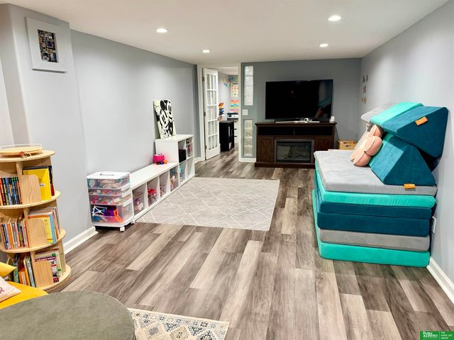 2206 Lillian Street, Bellevue, NE 68147
