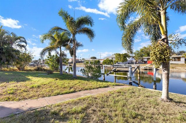 839 CONREID DRIVE NE, Port Charlotte, FL 33952