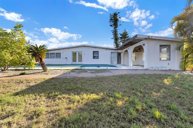 839 CONREID DRIVE NE, Port Charlotte, FL 33952