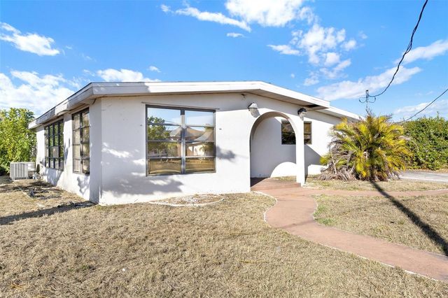 839 CONREID DRIVE NE, Port Charlotte, FL 33952