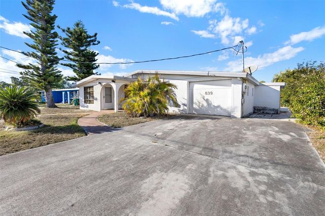 839 CONREID DRIVE NE, Port Charlotte, FL 33952
