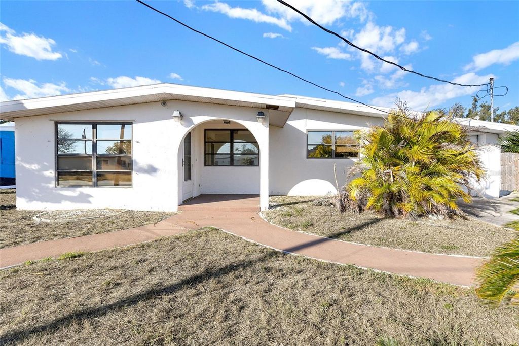 839 CONREID DRIVE NE, Port Charlotte, FL 33952