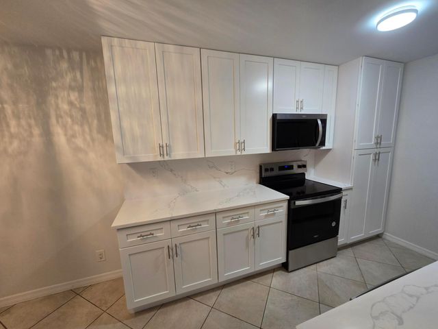 4503 NW 6th Avenue, Deerfield Beach, FL 33064
