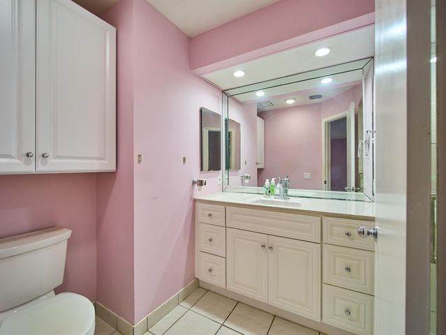 154 Ramblewood Circle, Royal Palm Beach, FL 33411