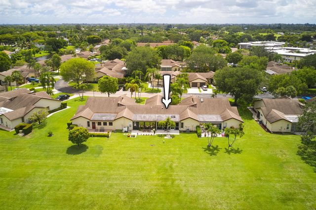 154 Ramblewood Circle, Royal Palm Beach, FL 33411