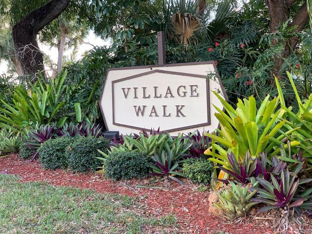 154 Ramblewood Circle, Royal Palm Beach, FL 33411
