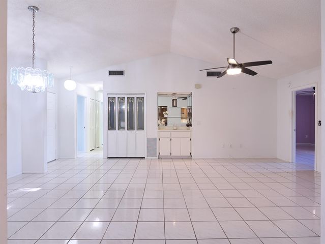 154 Ramblewood Circle, Royal Palm Beach, FL 33411