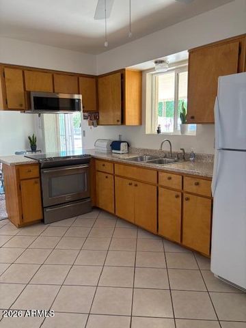 1379 S GRAND Drive, Apache Junction, AZ 85120
