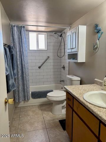 1379 S GRAND Drive, Apache Junction, AZ 85120
