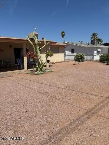 1379 S GRAND Drive, Apache Junction, AZ 85120