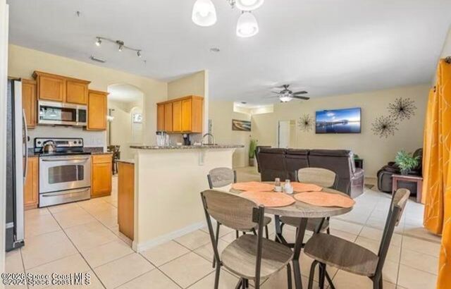 463 Eldron Boulevard NE, Palm Bay, FL 32907