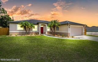 463 Eldron Boulevard NE, Palm Bay, FL 32907