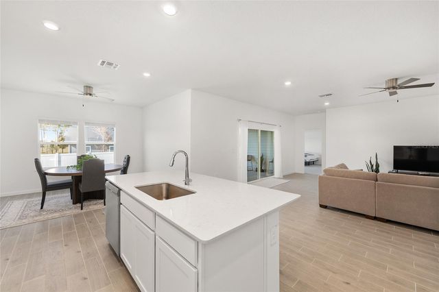 8972 SW 69TH TERRACE, Ocala, FL 34476