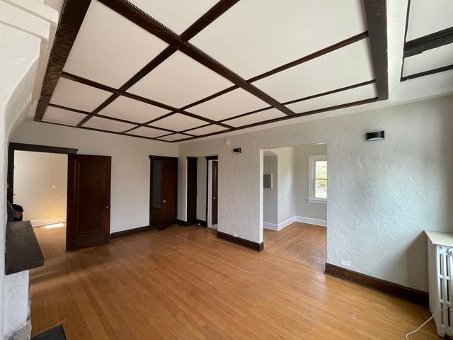 1155 Saint Johns Avenue D, Highland Park, IL 60035