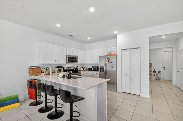 4326 Hammock Grove Drive, Lake Worth, FL 33467