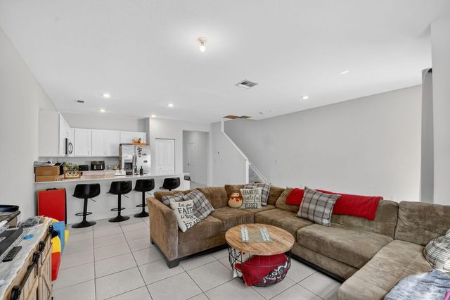 4326 Hammock Grove Drive, Lake Worth, FL 33467