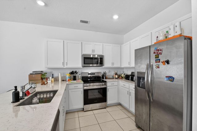 4326 Hammock Grove Drive, Lake Worth, FL 33467