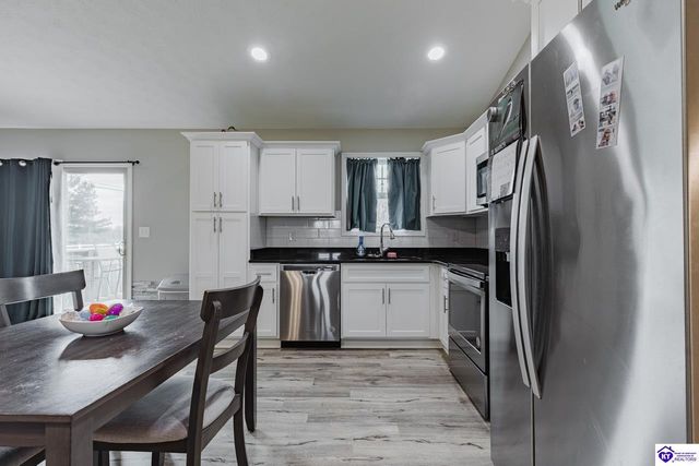 15 Downs Loop, Elizabethtown, KY 42701