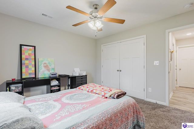 15 Downs Loop, Elizabethtown, KY 42701