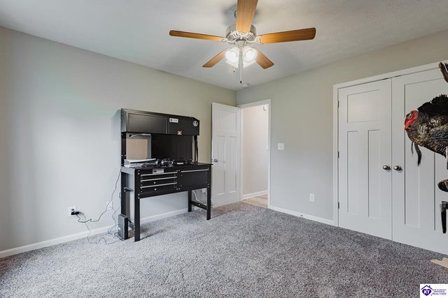 15 Downs Loop, Elizabethtown, KY 42701