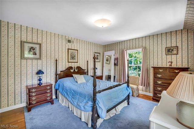 21439 Claythorne Road, Shaker Heights, OH 44122