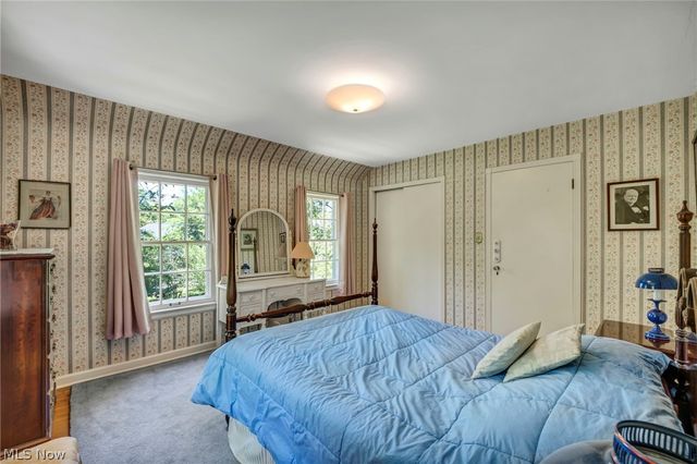 21439 Claythorne Road, Shaker Heights, OH 44122