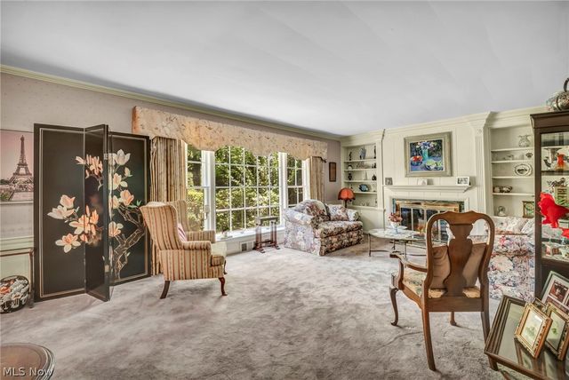 21439 Claythorne Road, Shaker Heights, OH 44122