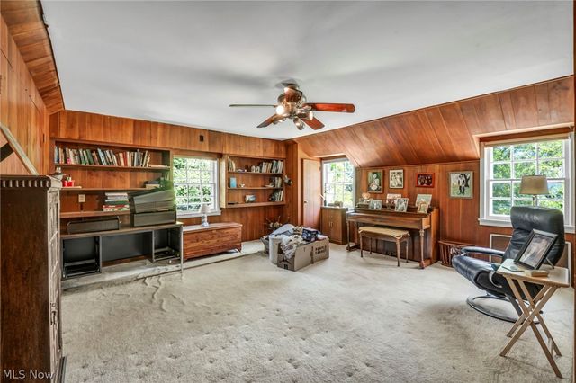 21439 Claythorne Road, Shaker Heights, OH 44122