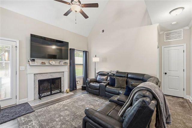 66 Buck Trail, Dallas, GA 30132