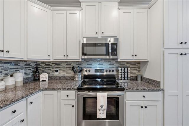 66 Buck Trail, Dallas, GA 30132