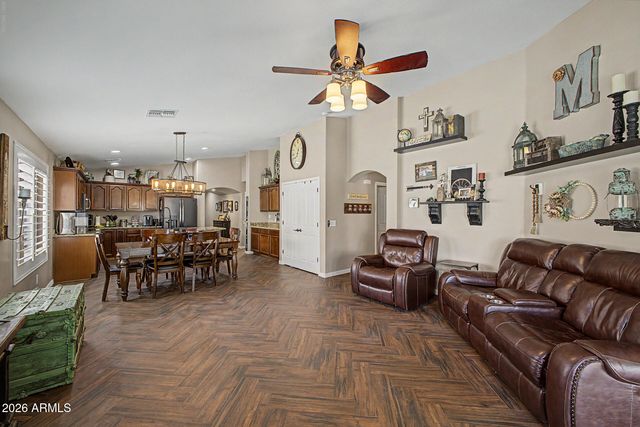 34836 N BARZONA Trail, San Tan Valley, AZ 85143