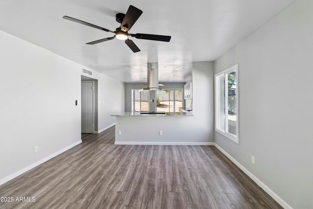 2726 E DAHLIA Drive, Phoenix, AZ 85032