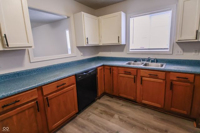 1449 W 29th Street, Indianapolis, IN 46208