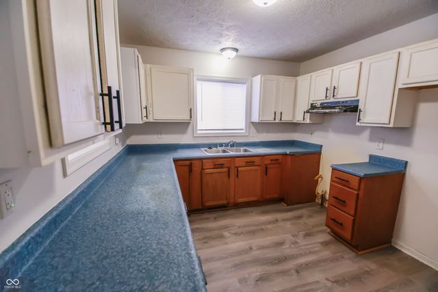 1449 W 29th Street, Indianapolis, IN 46208