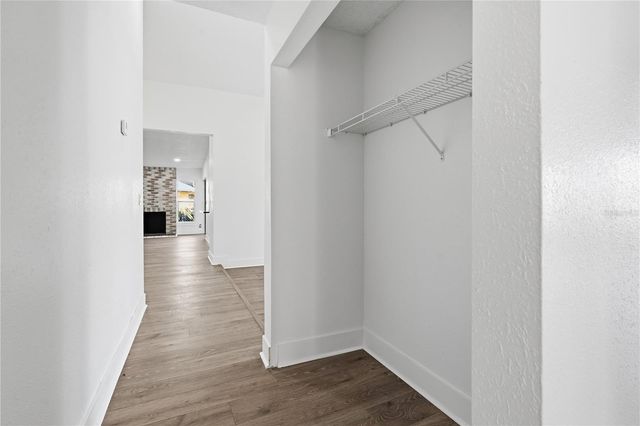 811 E FLAG LANE, Kissimmee, FL 34759