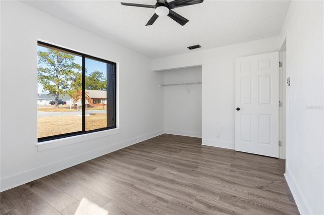 811 E FLAG LANE, Kissimmee, FL 34759