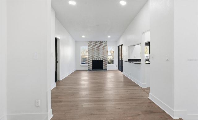 811 E FLAG LANE, Kissimmee, FL 34759